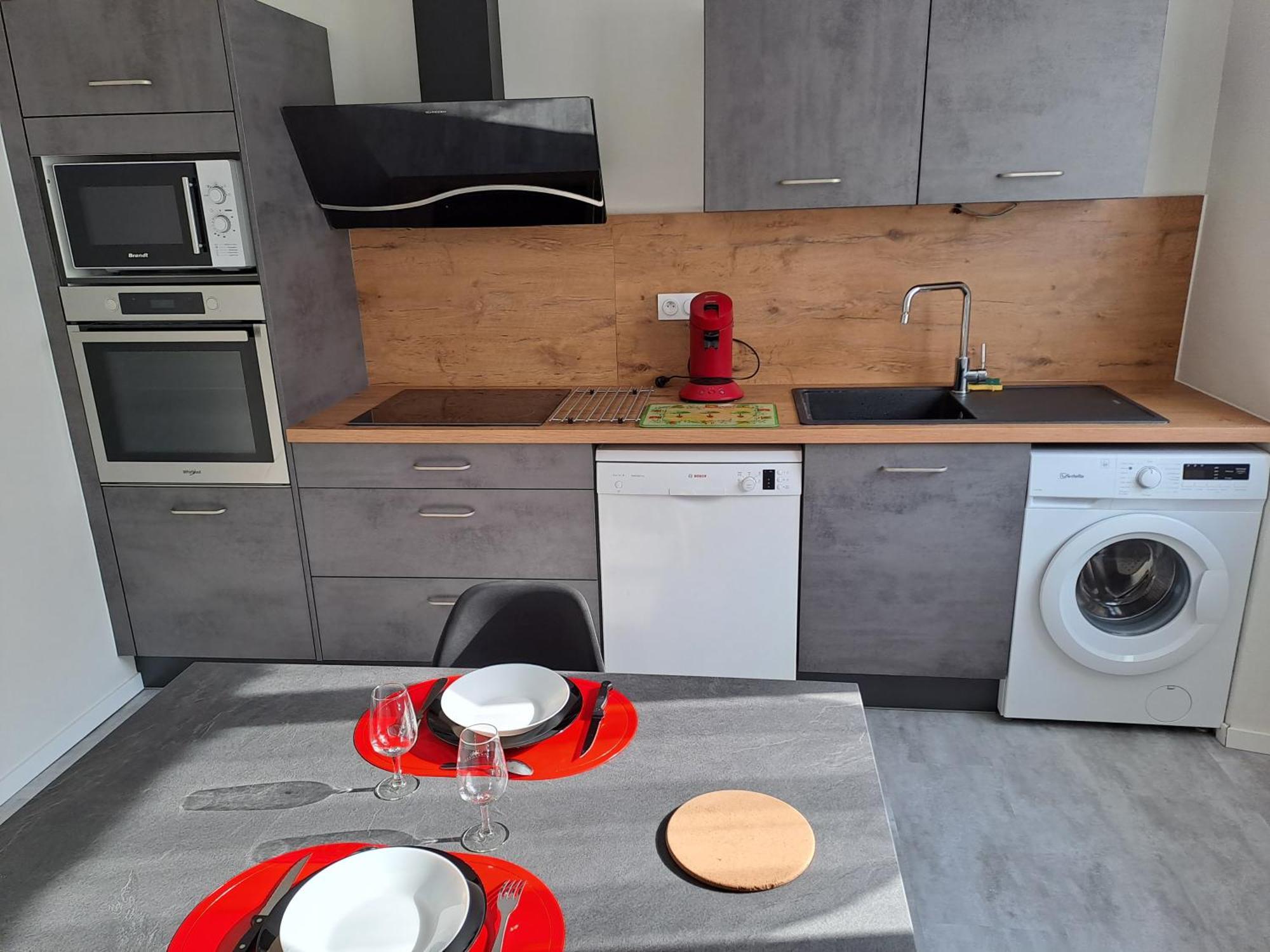 Agreable T2 Classe 3 Etoiles, Refait A Neuf, Dans Quartier Calme Ροντέζ Εξωτερικό φωτογραφία